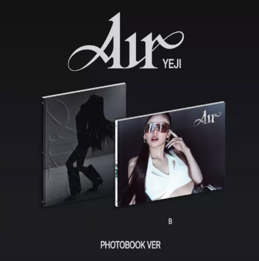 YEJI (ITZY) - Air (Photobook Ver.)