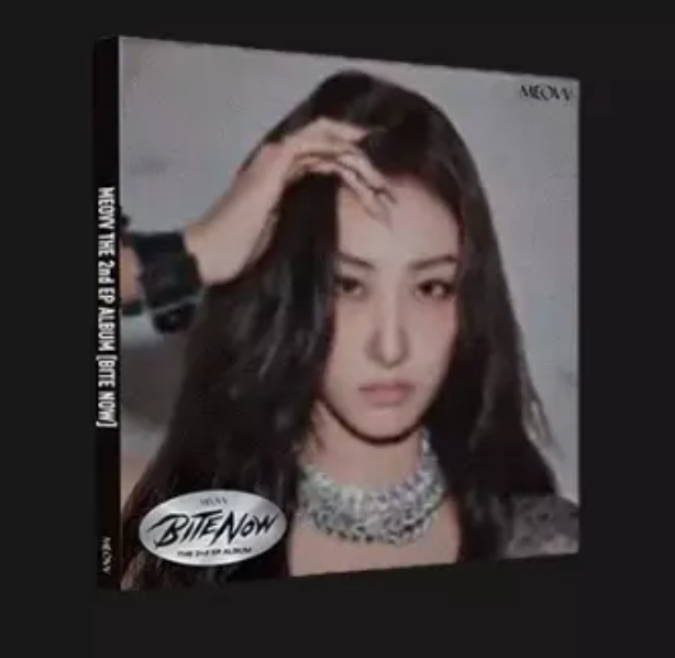 MEOVV - 2nd EP ALBUM [BITE NOW] MEOVV Ver.